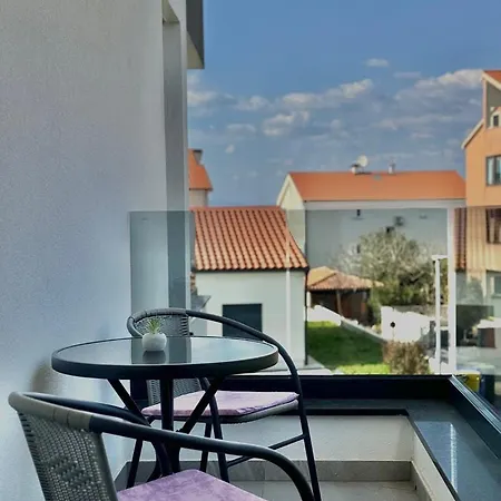 Infinity Haven With Private Pool Malinska