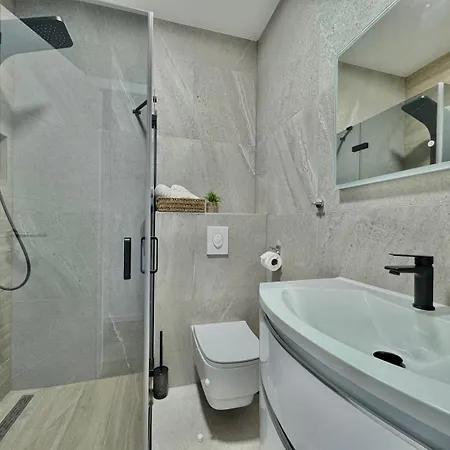 Villa Infinity Haven With Private Pool
