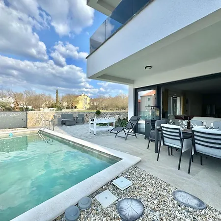Infinity Haven With Private Pool Villa