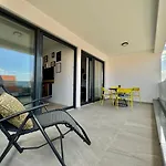 Infinity Haven With Private Pool Villa