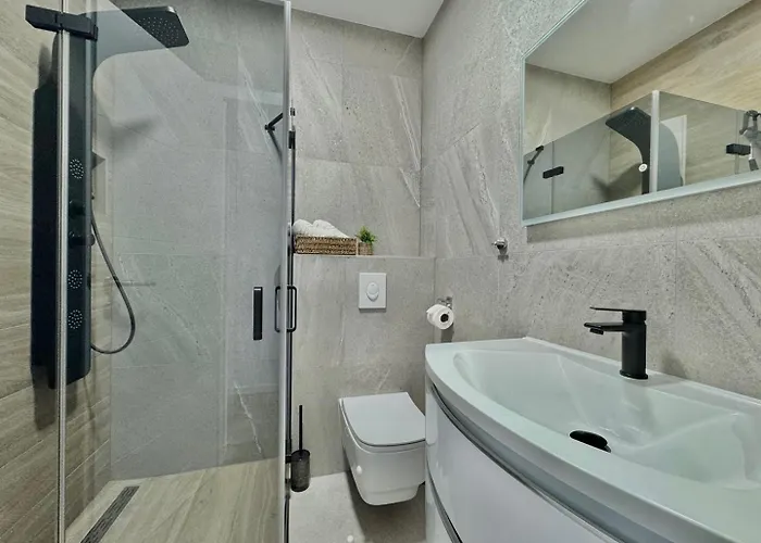 Villa Infinity Haven With Private Pool