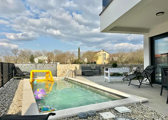 Villa Infinity Haven With Private Pool